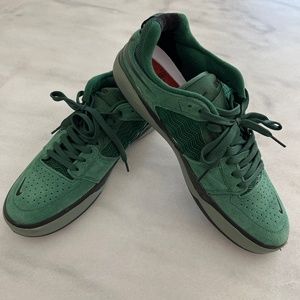 SOLD! Nike SB Ishod Wair Premium
